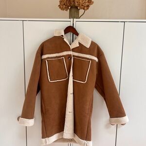 Brown Shearling Coat with White Trim Universal Thread M